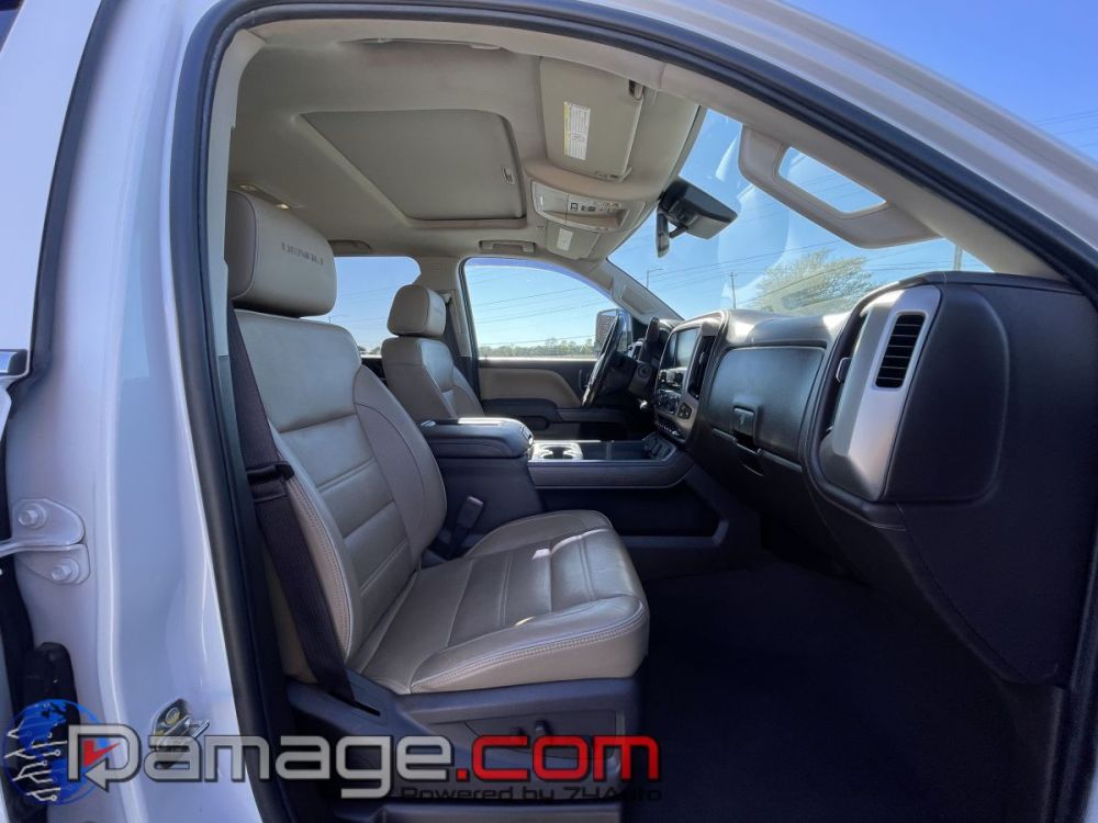 2019 GMC Sierra 3500 Crewcab 4X4 Denali Diesel - photo 12