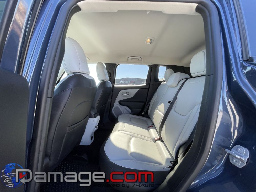 2022 Jeep Renegade Limited 4X4 - photo 11