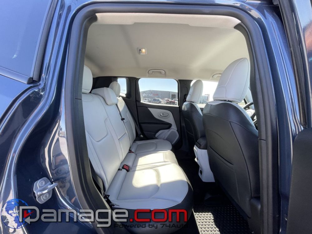 2022 Jeep Renegade Limited 4X4 - photo 13