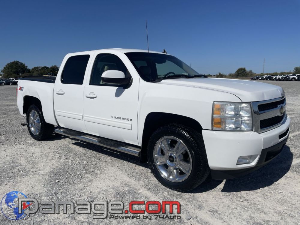 2011 Chevrolet Silverado 1500 Crewcab 4X4 LTZ - photo 2