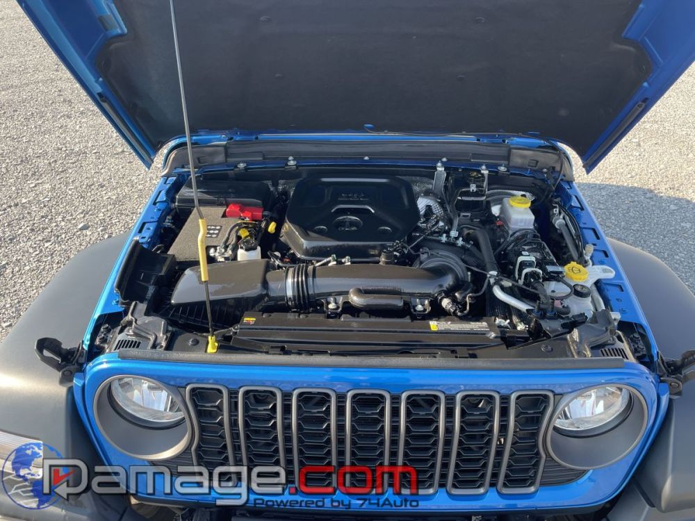 2025 Jeep Wrangler 4X4 - photo 9