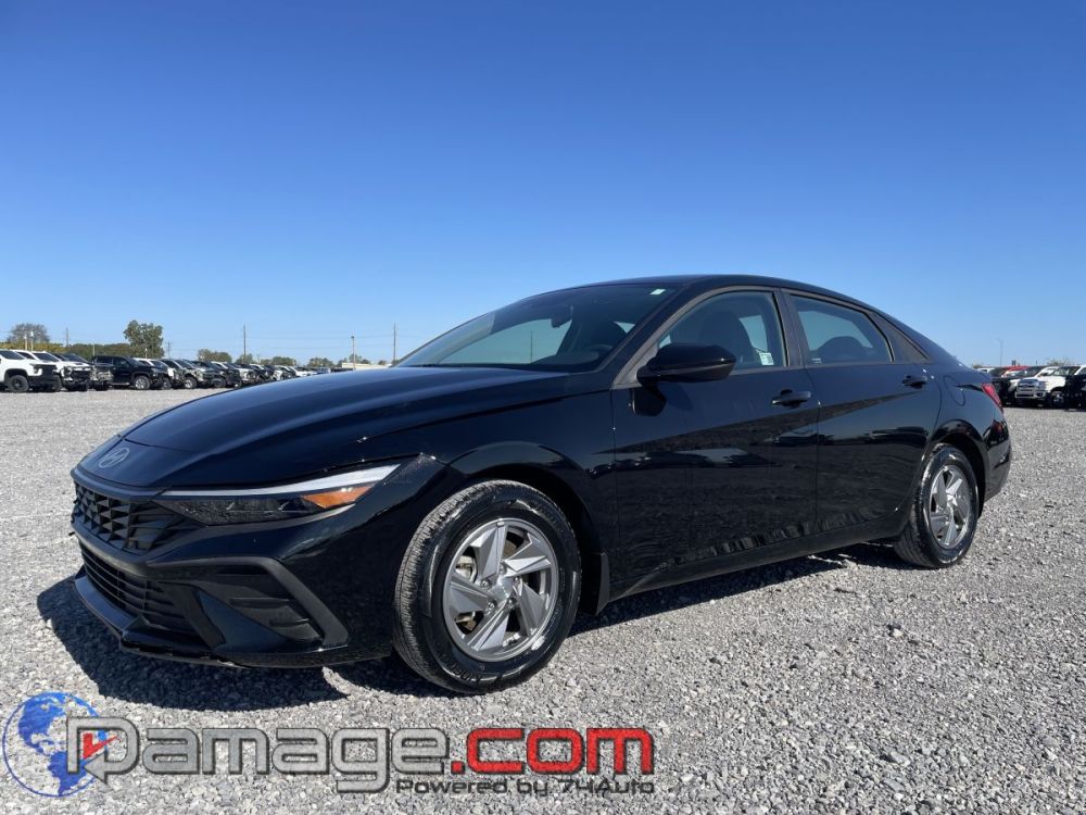 2025 Hyundai Elantra SE - photo 1