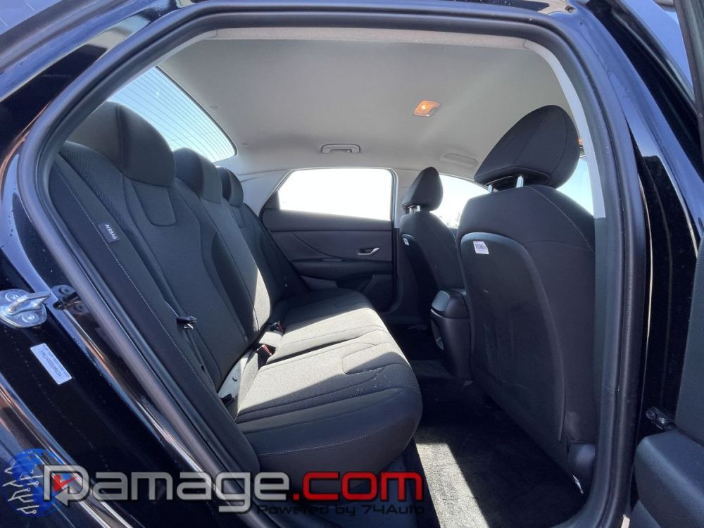 2025 Hyundai Elantra SE - photo 13