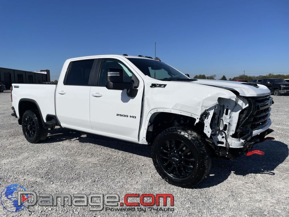 2025 Chevrolet Silverado 2500 Crewcab 4X4 Trail-Boss - photo 2