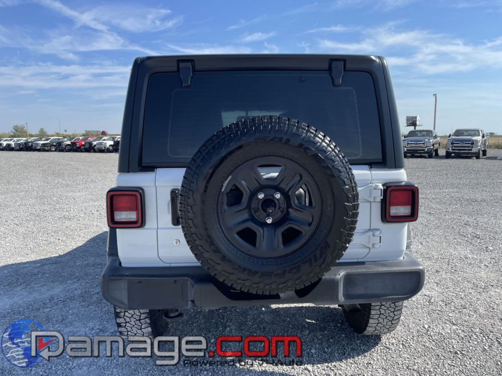 2020 Jeep Wrangler Unlimited 4X4 - photo 7