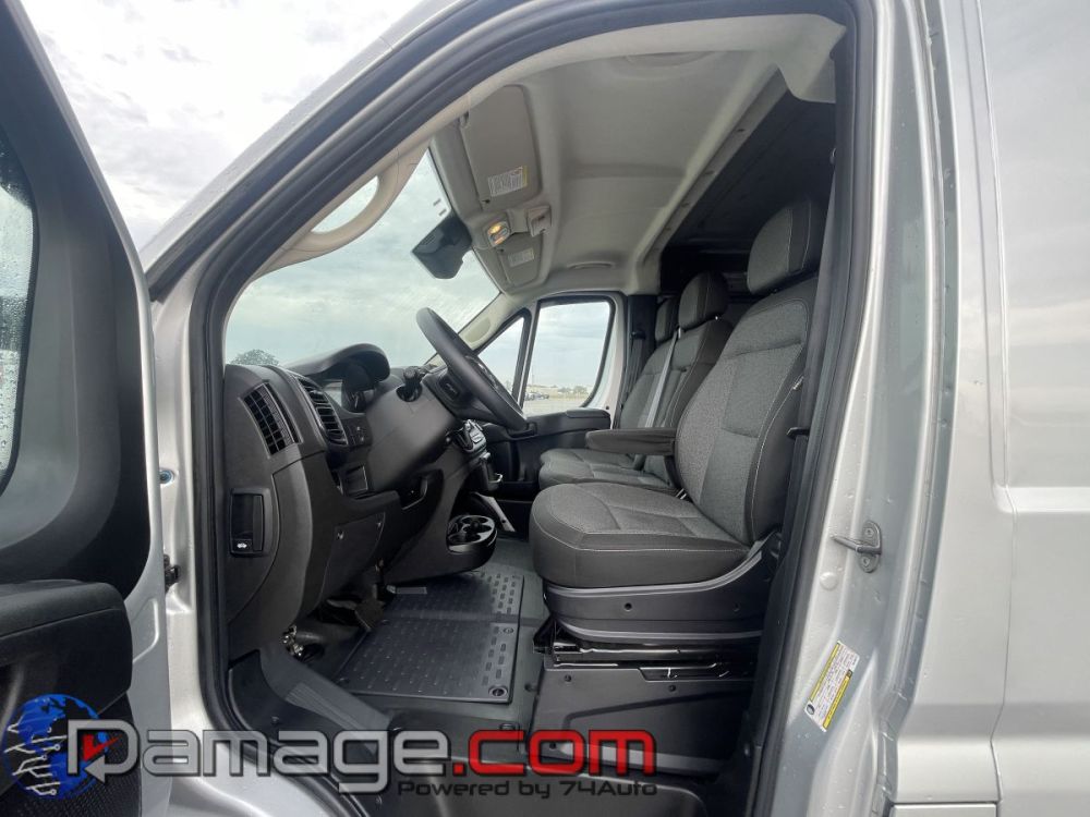2024 Ram ProMaster 1500 Cargo - photo 10