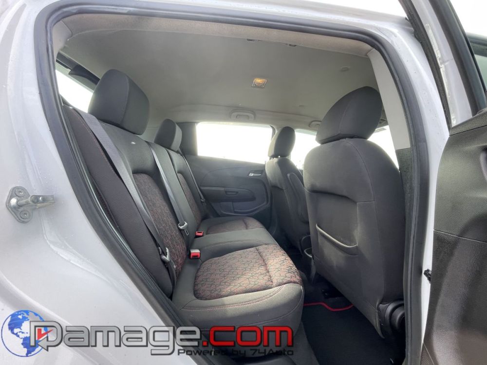 2018 Chevrolet Sonic LT - photo 11