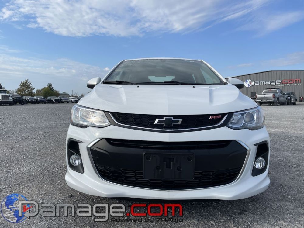 2018 Chevrolet Sonic LT - photo 8