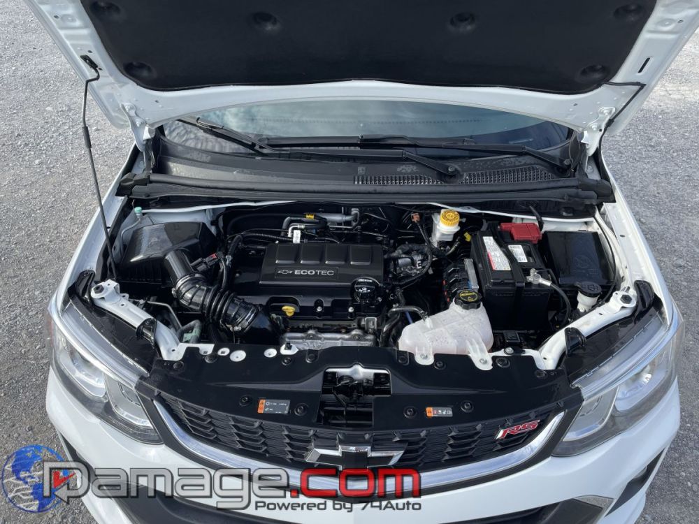 2018 Chevrolet Sonic LT - photo 9