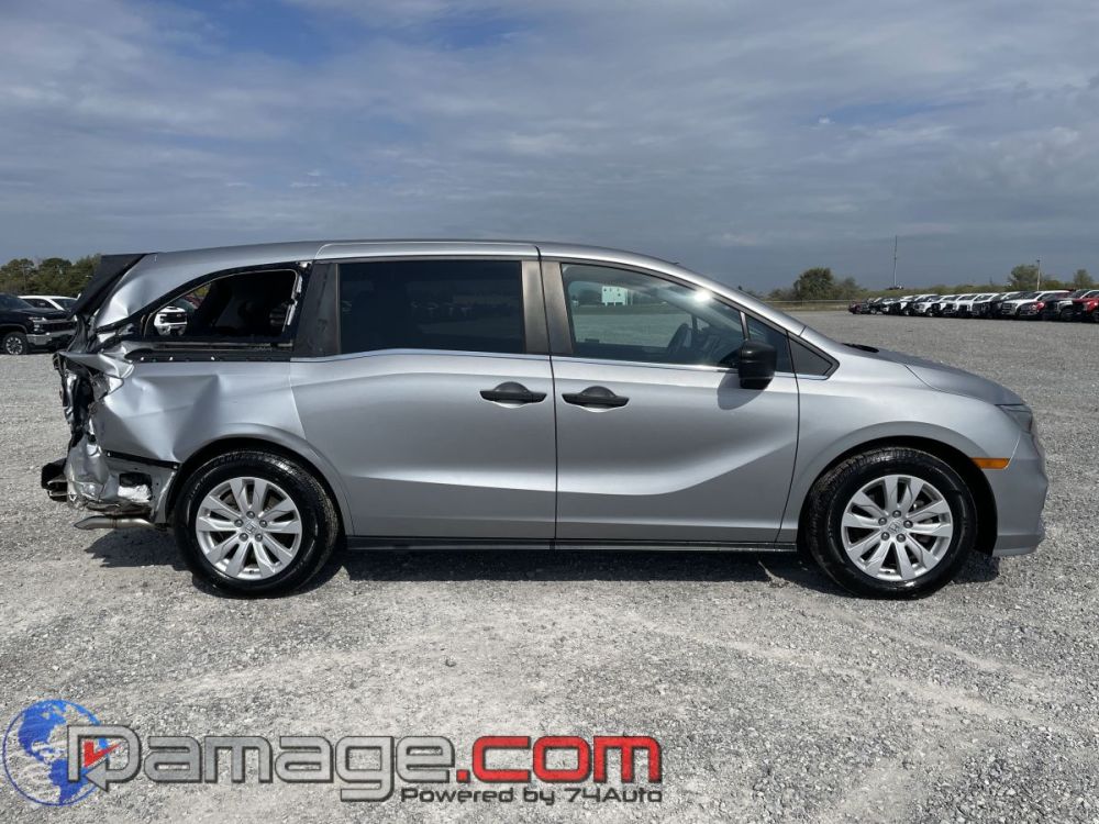 2019 Honda Odyssey LX - photo 4