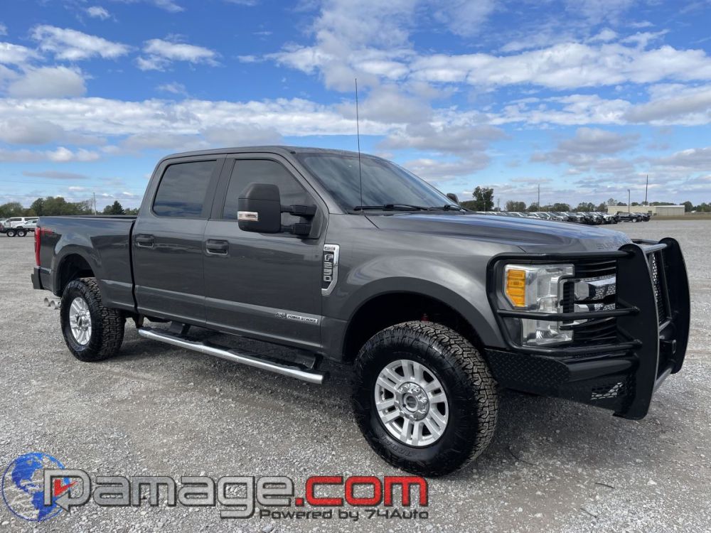 2017 Ford F-250 Crewcab 4X4 Diesel - photo 2