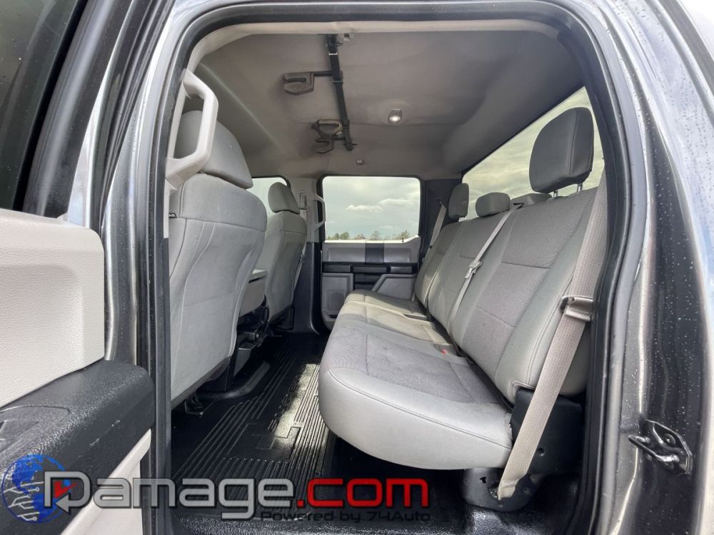 2017 Ford F-250 Crewcab 4X4 Diesel - photo 11