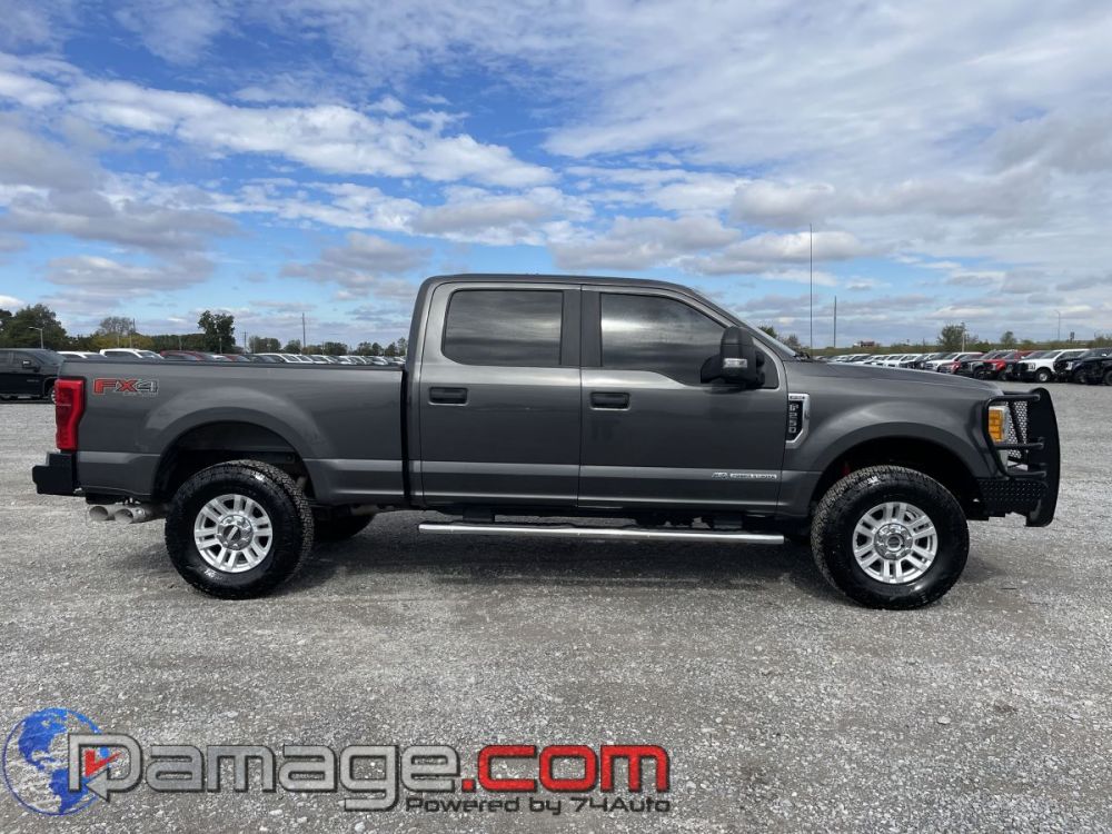 2017 Ford F-250 Crewcab 4X4 Diesel - photo 4