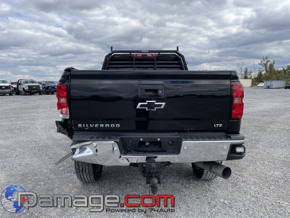 2018 Chevrolet Silverado 2500 Crewcab 4X4 LTZ Diesel - photo 7