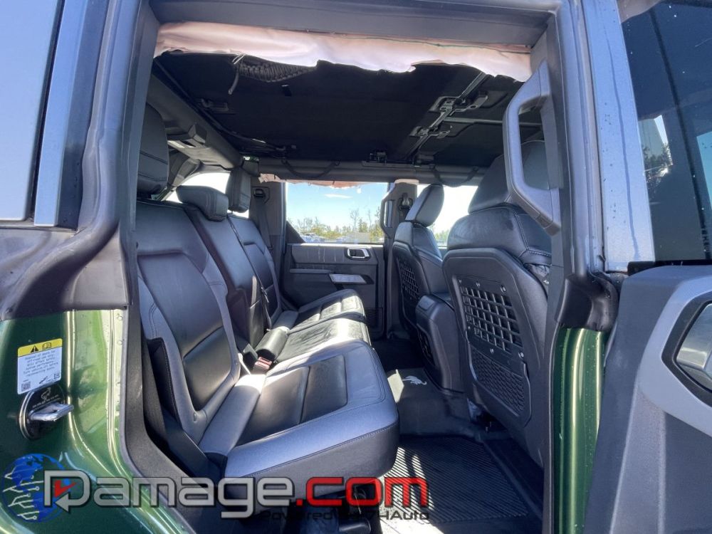2023 Ford Bronco Black-Diamond 4X4 - photo 12