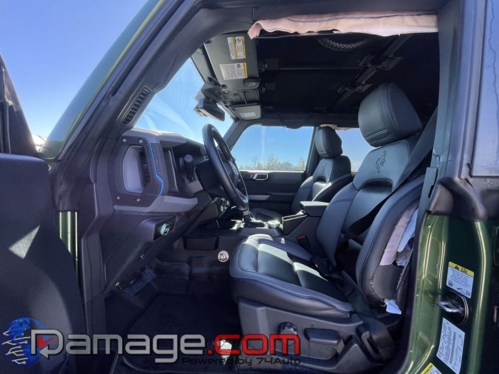 2023 Ford Bronco Black-Diamond 4X4 - photo 10