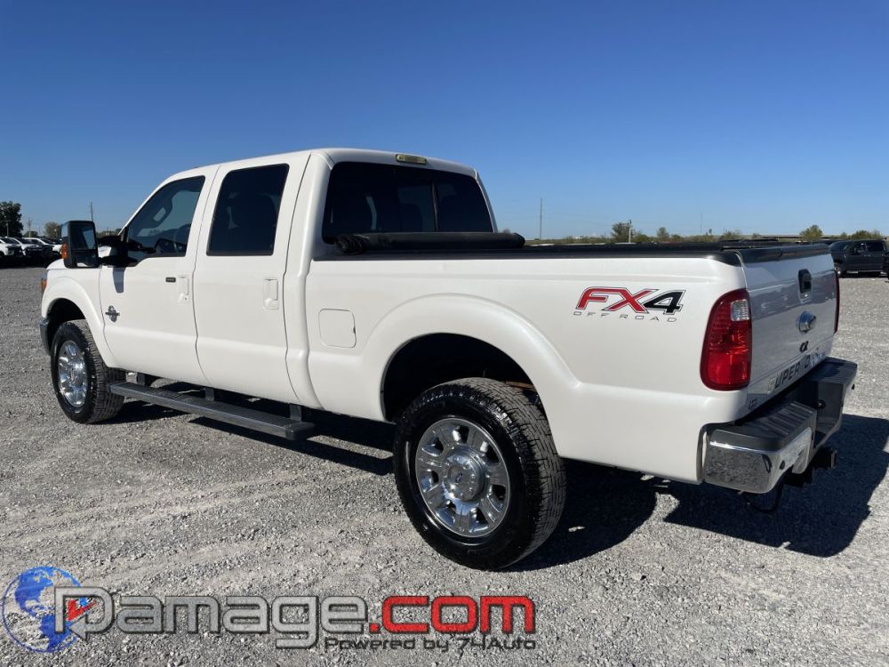 2014 Ford F-350 Crewcab 4X4 Lariat Diesel - photo 5