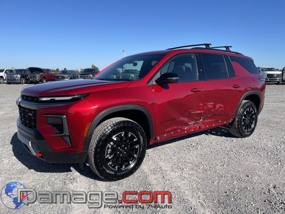 2025 Chevrolet Traverse Z71 AWD - photo 2