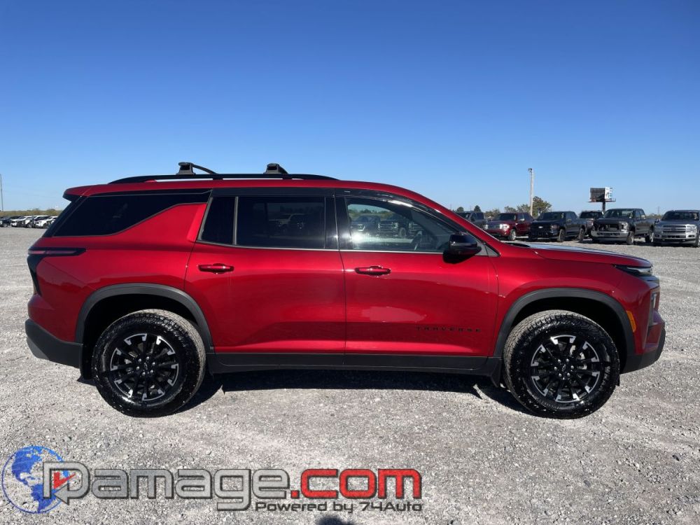 2025 Chevrolet Traverse Z71 AWD - photo 3
