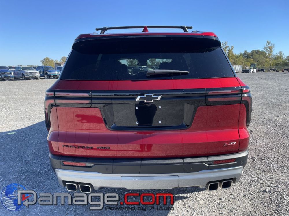 2025 Chevrolet Traverse Z71 AWD - photo 7