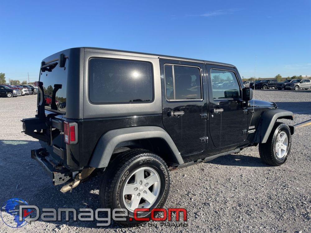 2016 Jeep Wrangler Unlimited 4X4 - photo 5
