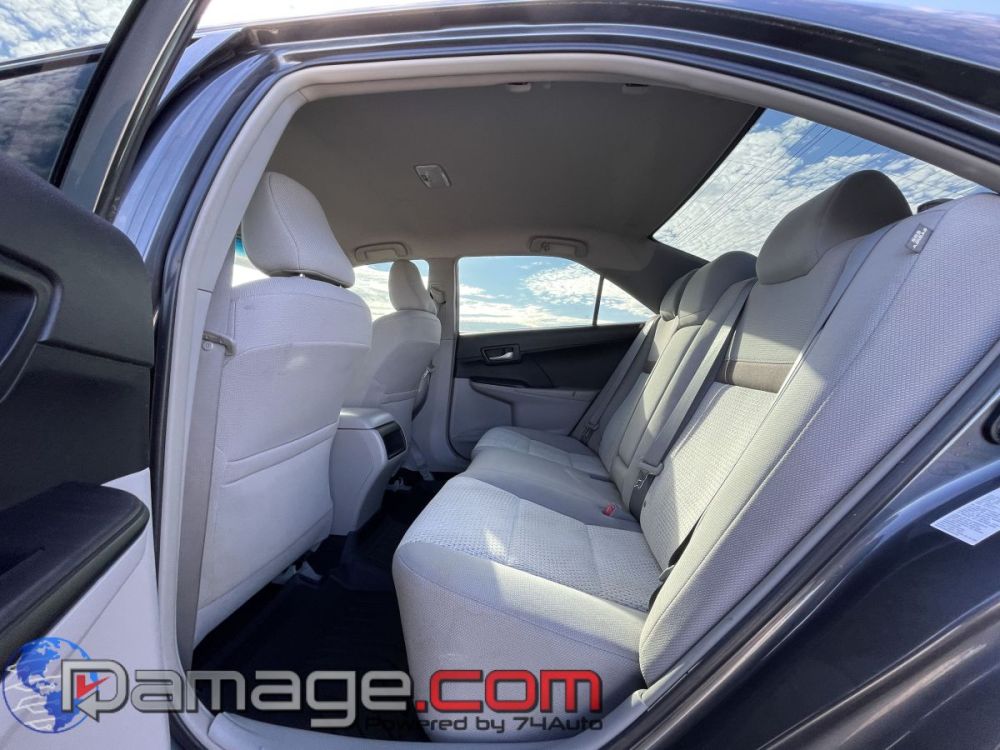 2013 Toyota Camry LE - photo 11