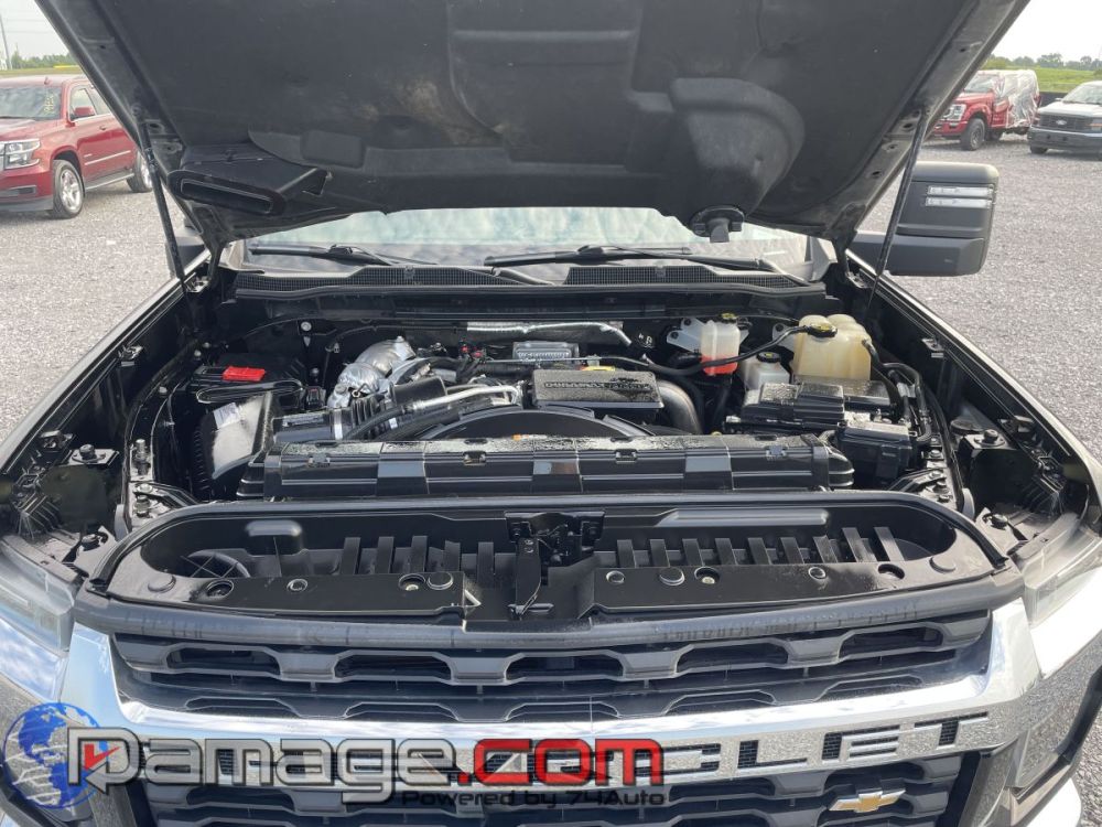 2021 Chevrolet Silverado 2500 Crewcab 4X4 Diesel - photo 9