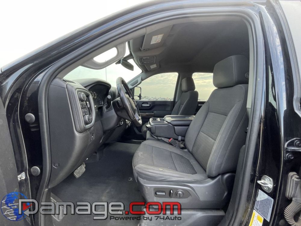 2021 Chevrolet Silverado 2500 Crewcab 4X4 Diesel - photo 10