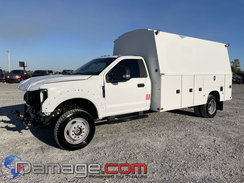 2022 Ford F-550 RegCab 4X4 Service Body - photo 1