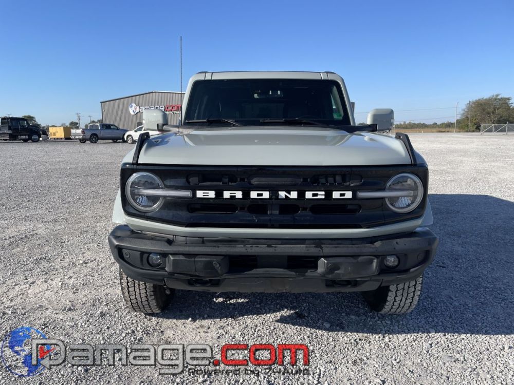 2024 Ford Bronco Outer-Banks 4X4 - photo 8