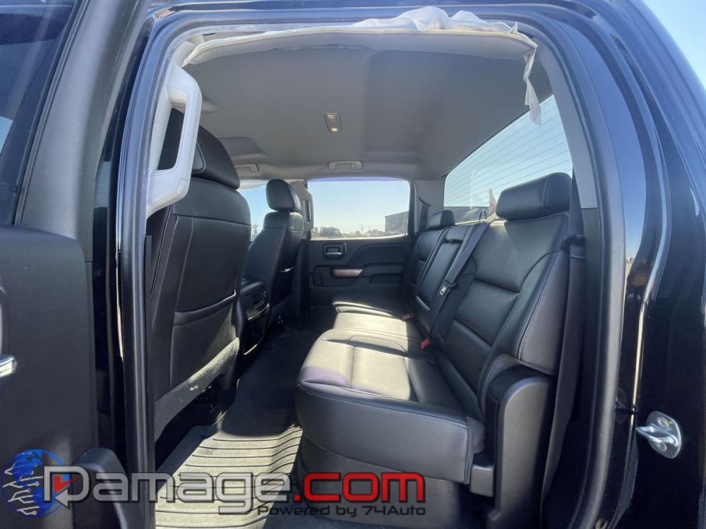 2017 Chevrolet Silverado 2500 Crewcab 4X4 LTZ Diesel - photo 11