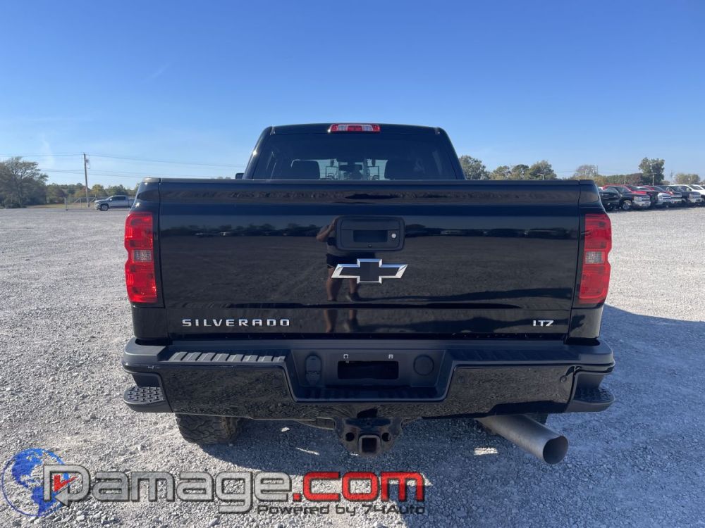 2017 Chevrolet Silverado 2500 Crewcab 4X4 LTZ Diesel - photo 7