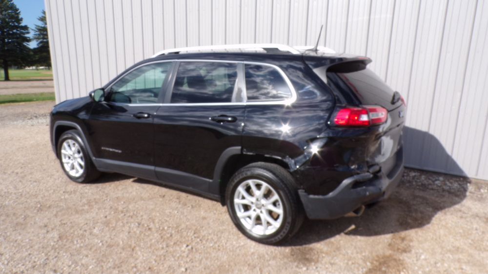 2017 Jeep Cherokee Latitude - photo 2
