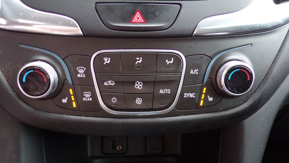 2018 Chevrolet Equinox LT Turbo AWD - photo 15