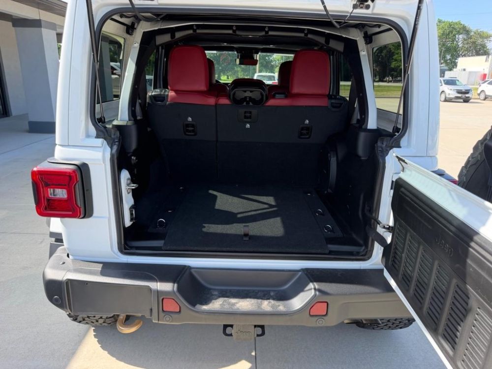 2024 Jeep Wrangler - photo 5