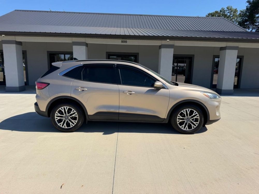 2020 Ford Escape - photo 2