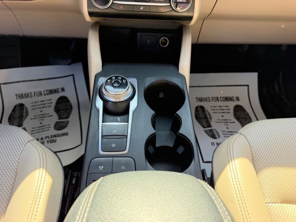 2020 Ford Escape - photo 14