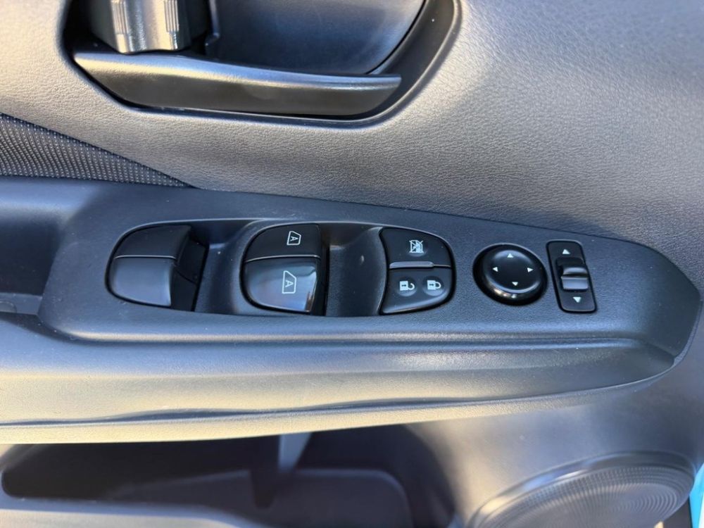 2022 Nissan Kicks - photo 16