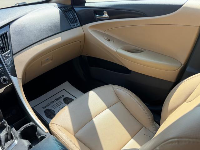 2011 Hyundai Sonata - photo 16