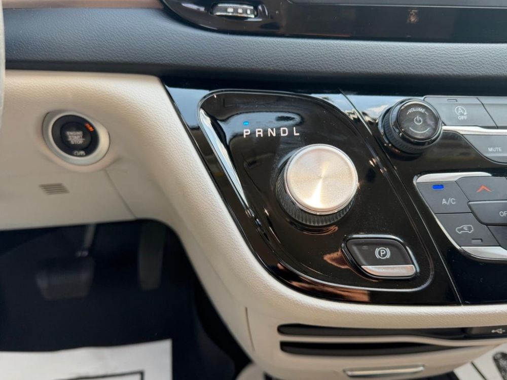 2019 Chrysler Pacifica - photo 18