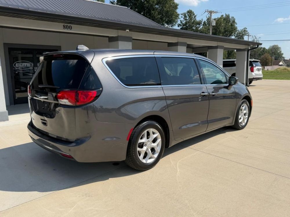 2019 Chrysler Pacifica - photo 3