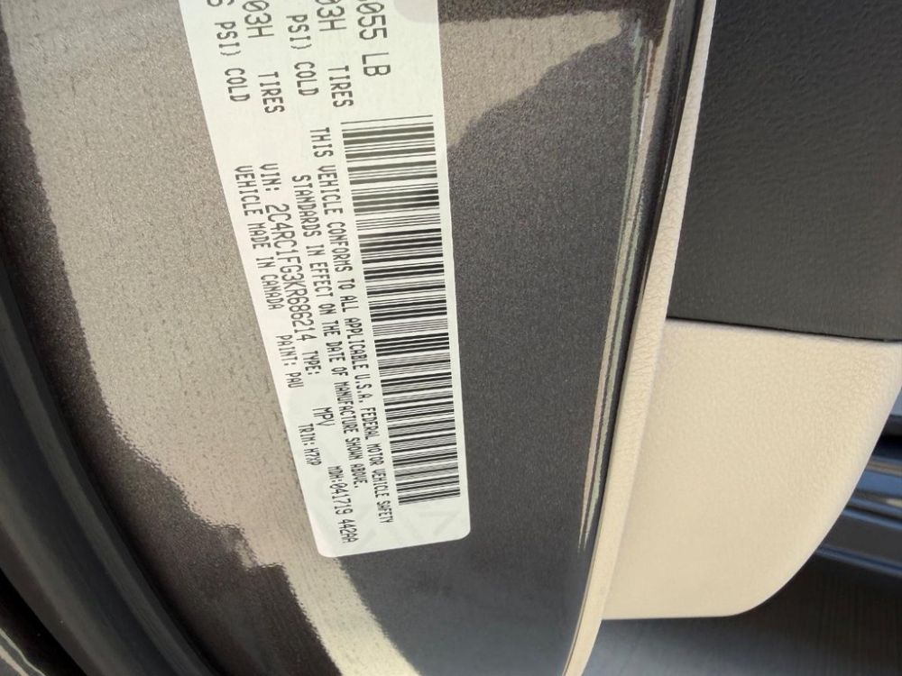2019 Chrysler Pacifica - photo 24