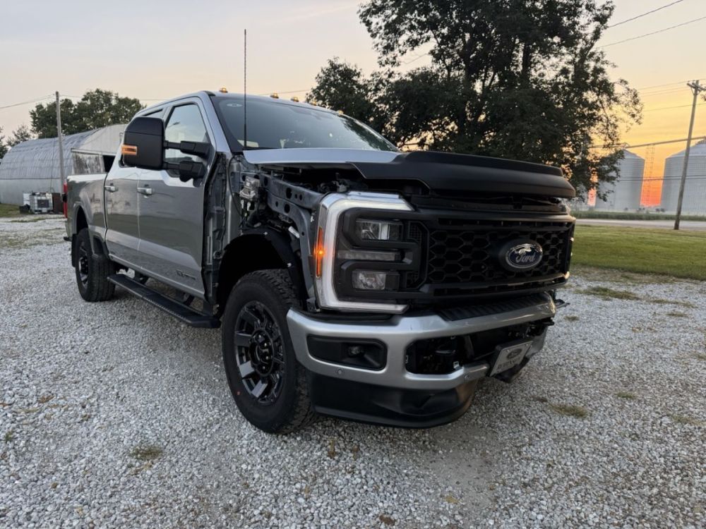 2024 Ford F-250 Lariat - photo 2