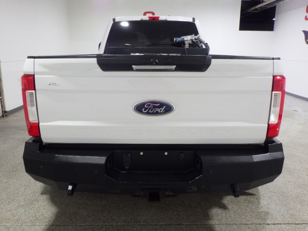 2019 Ford F350 SD XLT Crew Cab Diesel Dually 4X4 - photo 3