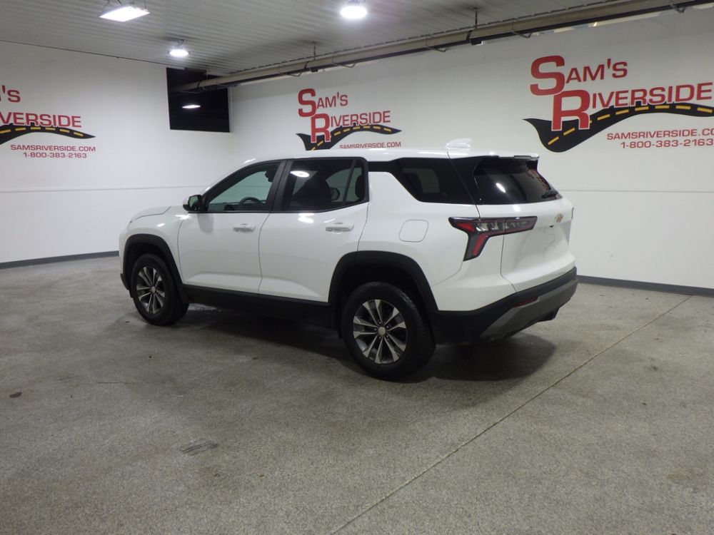 2026 Chevrolet Equinox LT AWD - photo 2
