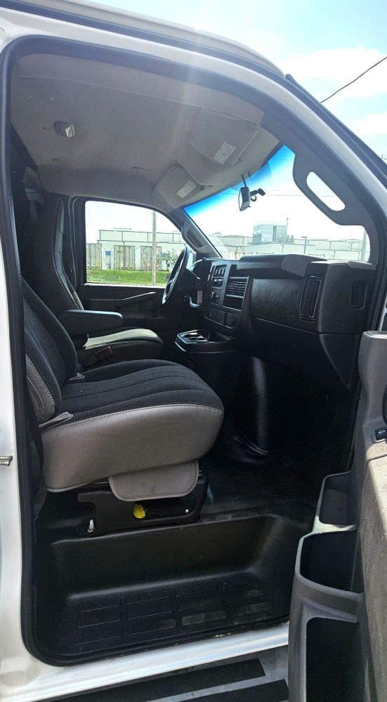 2023 Chevrolet EXPRESS G2500 CARGO - photo 13