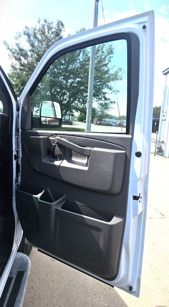2023 Chevrolet EXPRESS G2500 CARGO - photo 14