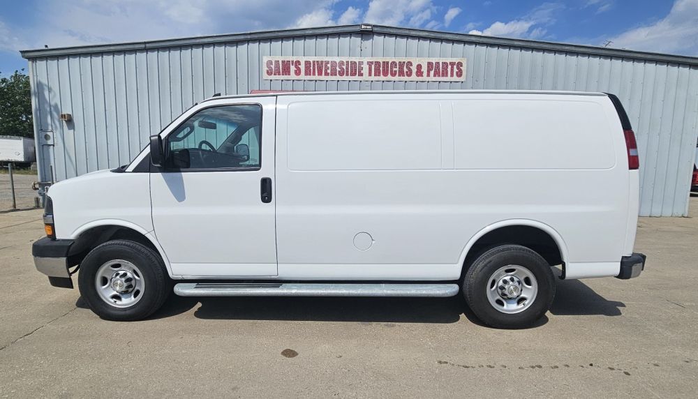 2023 Chevrolet EXPRESS G2500 CARGO - photo 4