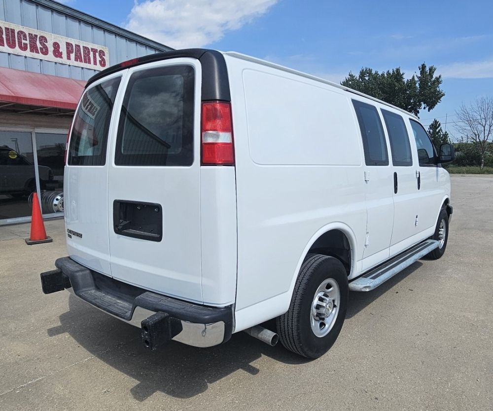 2023 Chevrolet EXPRESS G2500 CARGO - photo 7