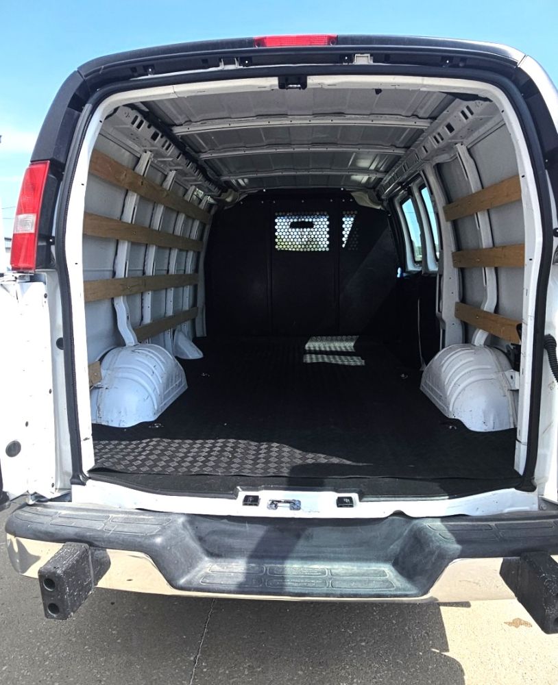 2023 Chevrolet EXPRESS G2500 CARGO - photo 8